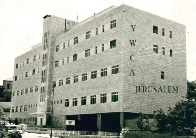 1918
